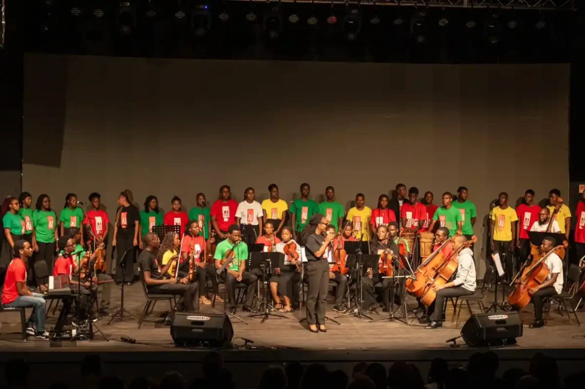 noticia03-xiquitsi Xiquitsi Celebra Saint Patrick’s Day em Parceria com a Embaixada da Irlanda em Maputo